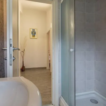 House And Apts. In Porec/istrien 40228 Appartement Poreč
